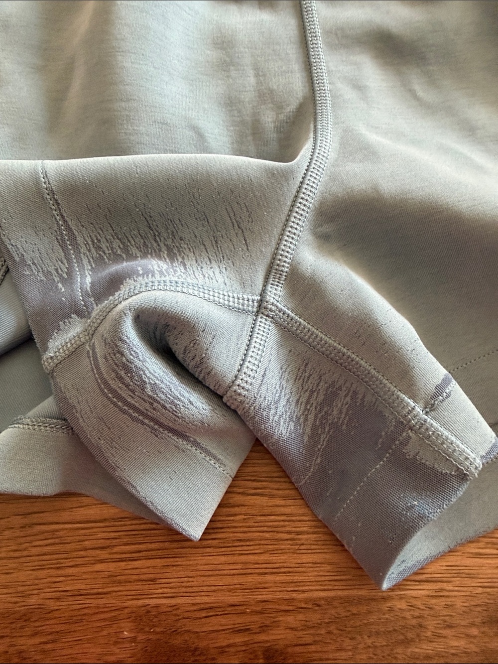 Lululemon Women's 10 Blue Shorts - Picture 9 of 12